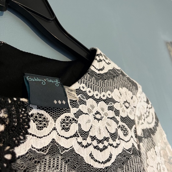 SELLING GABBY SKYE DRESS FOR WOMEN SIZE 10 P COLOR off WHITE AND BLACK - Picture 11 of 11